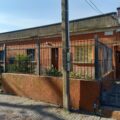 *Gran terreno para edificar o casa a reciclar con negocio (garajes)*